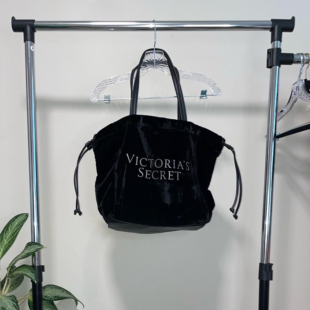 Black Sequin Victoria’s Secret Handbag